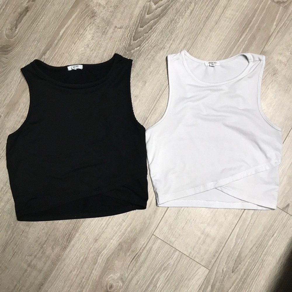 🌼 2/10$ Crop top bundle